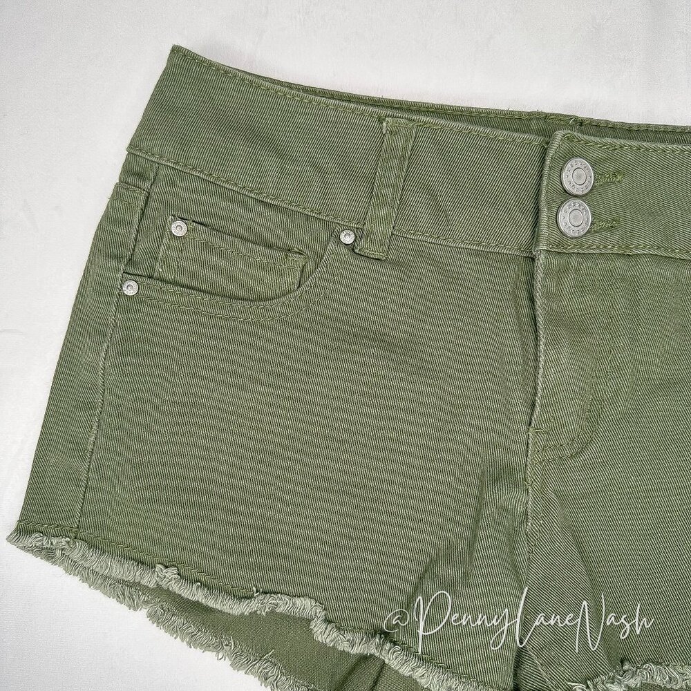 Refuge Army Green Low Rise Cut Off Jean Shorts Size 2 - Picture 2 of 7